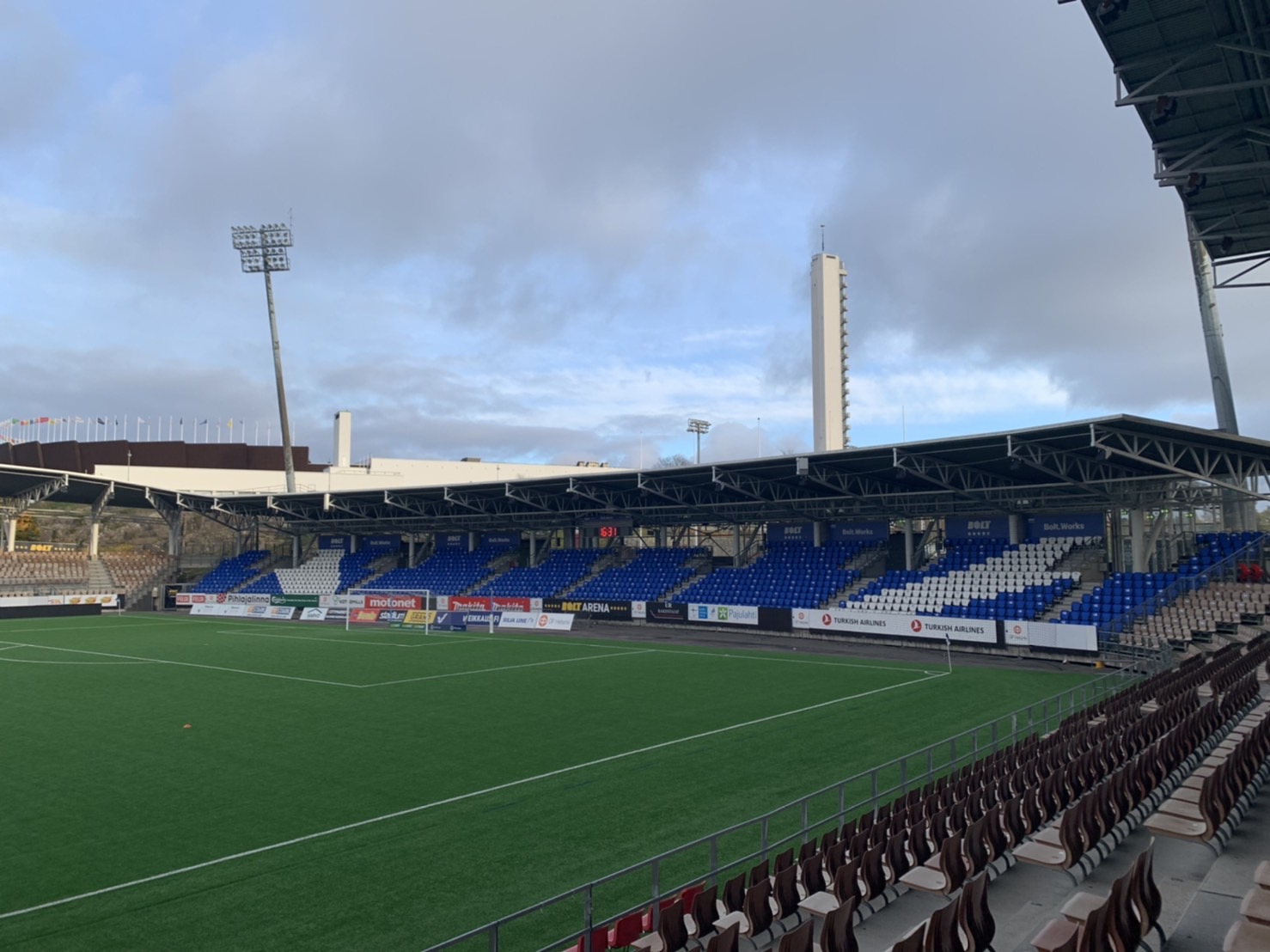 日本とフィンランドの違い サッカー編 ホームスタジアムをシェア Moi Sauna モイサウナ サウナの国フィンランドの情報サイト